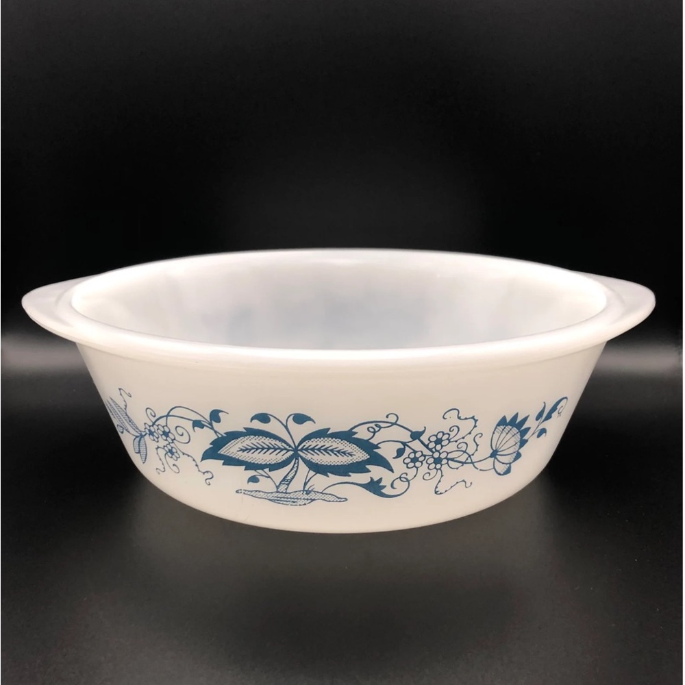 Vintage Glasbake / Blue onion Pattern dish